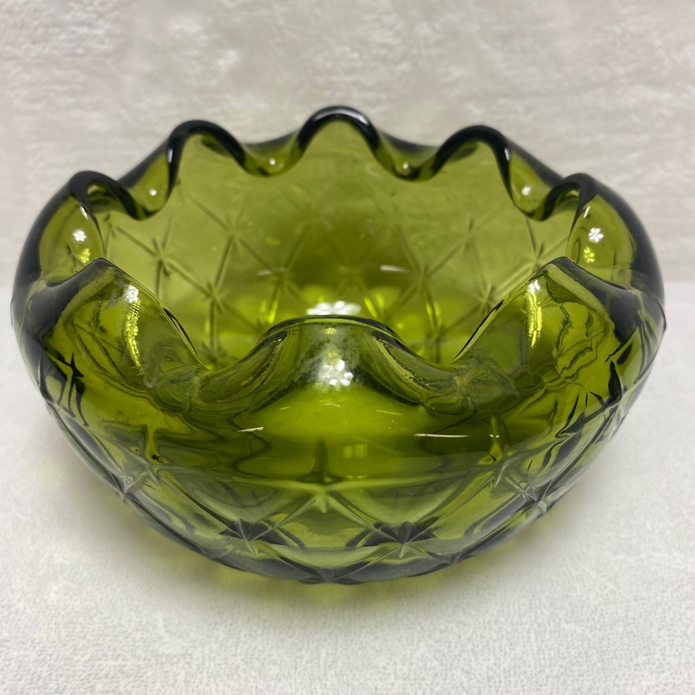 VTG Indiana Green Glass Duette Quilted Diamond Pattern Scalloped Edge Candy Dish